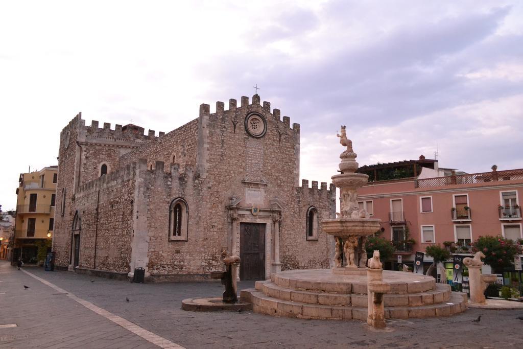 Charming Place Taormina Dış mekan fotoğraf